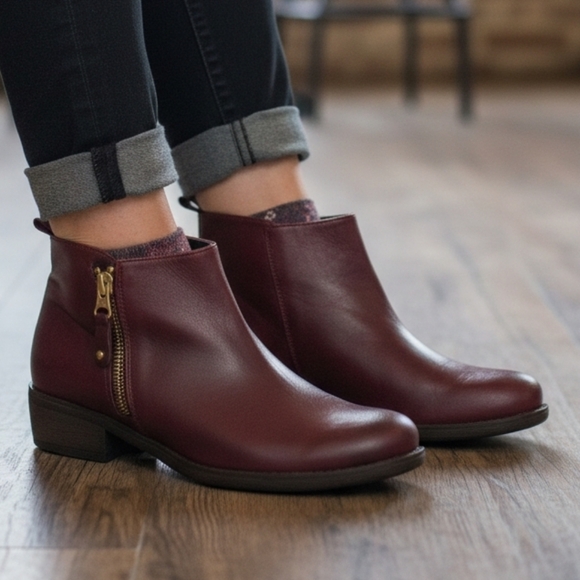 Eric Michael Women's London Zip-Up Ankle Boots in wine side zip size 37 - Picture 4 of 10